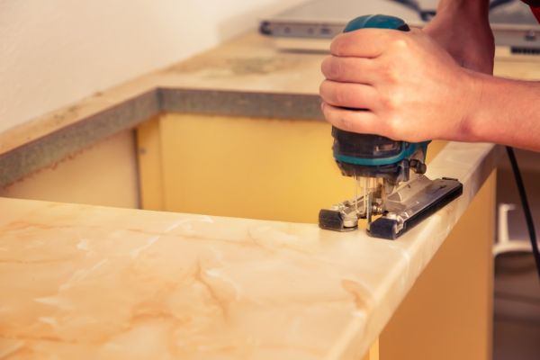 Custom Countertop Cutting